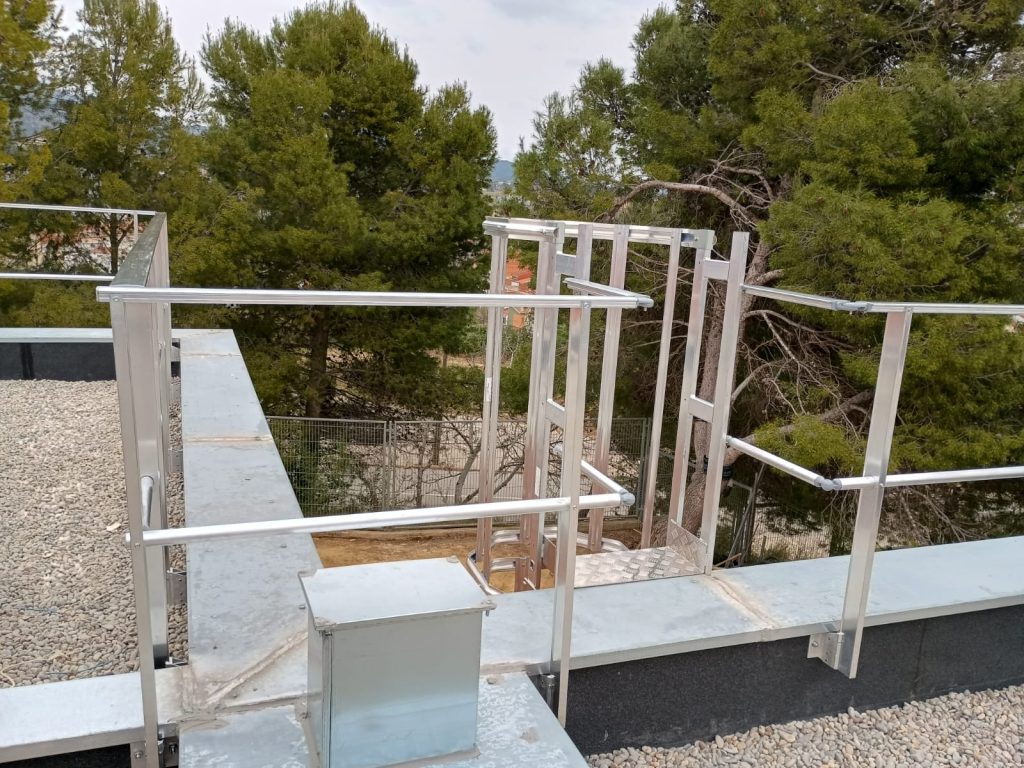 BARANDILLA + ESCALERA DEFINITIVA Gravity Works